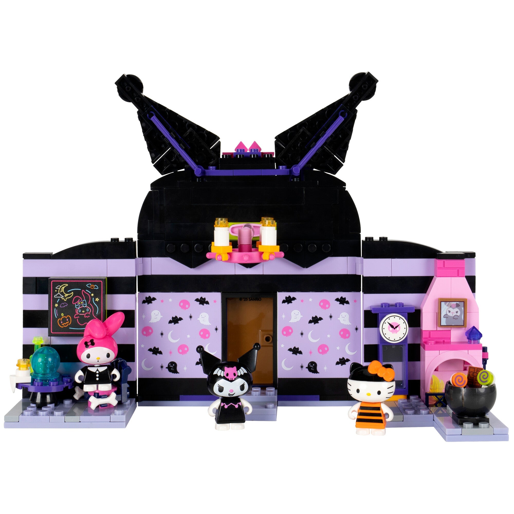 Hello Kitty and Friends Kuromi’s Haunted House Building Set