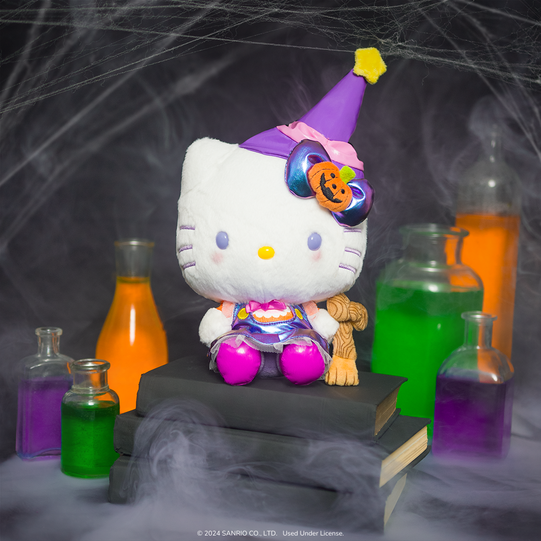 Hello Kitty and Friends 8-Inch Halloween Plush Bundle